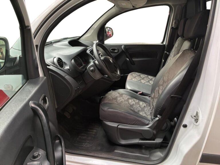 Renault Kangoo Express BLUE DCI 95 EXTRA R-LINK - Image 09 (July 8, 2026)