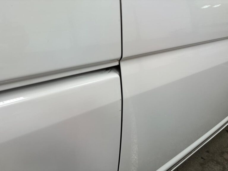 Volkswagen Transporter 6.1 PROCAB 2.0 TDI 204 DSG7 4MOTION EDITION - Image 15 (July 8, 2026)