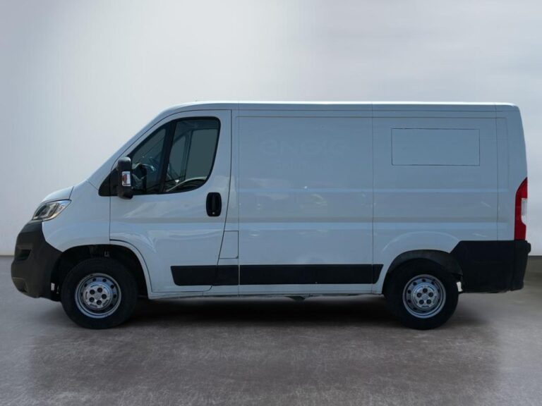 Citroën Jumper FOURGON TOLE 33 BLUEHDi 120 S&S BVM6 DRIVER - Image 02 (July 8, 2026)