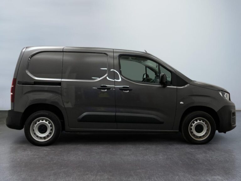 Peugeot Partner FOURGON STANDARD 650 KG BLUEHDI 100 S&S BVM6 ASPHALT - Image 06 (July 8, 2026)