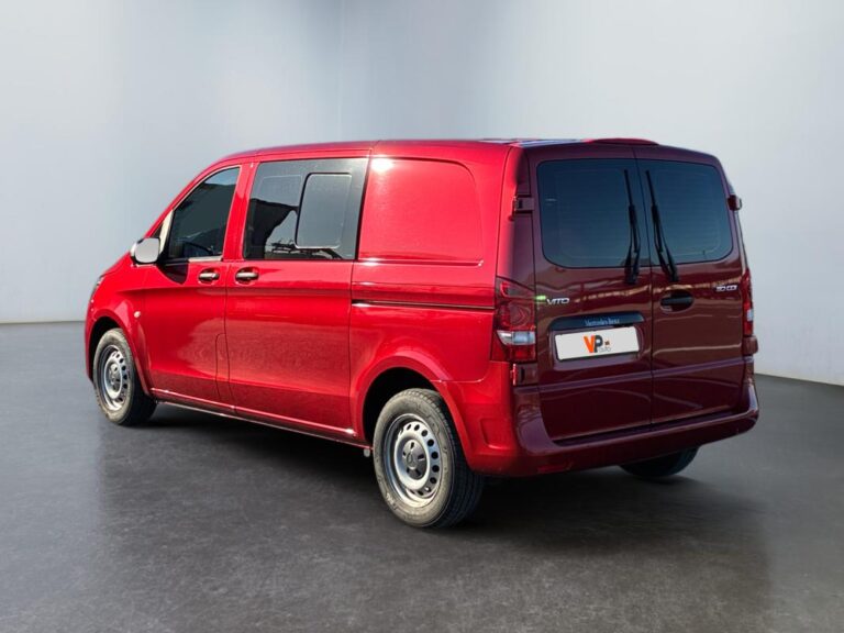 Mercedes Vito FOURGON 110 CDI COMPACT RWD FIRST - Image 03 (July 8, 2026)
