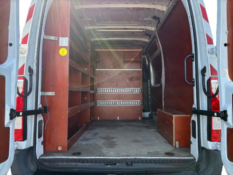 Renault Master FOURGON FGN TRAC F3500 ENERGY DCI 150 GRAND CONFORT - Image 15 (July 8, 2026)