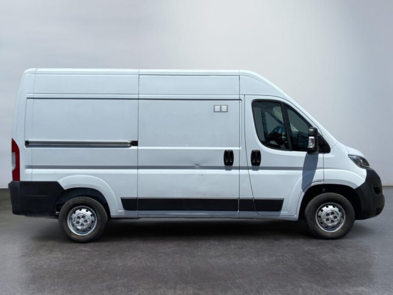 Citroën Jumper FOURGON TOLE 35 BLUEHDi 140 S&S BVM6 DRIVER - Image 06 (July 8, 2026)
