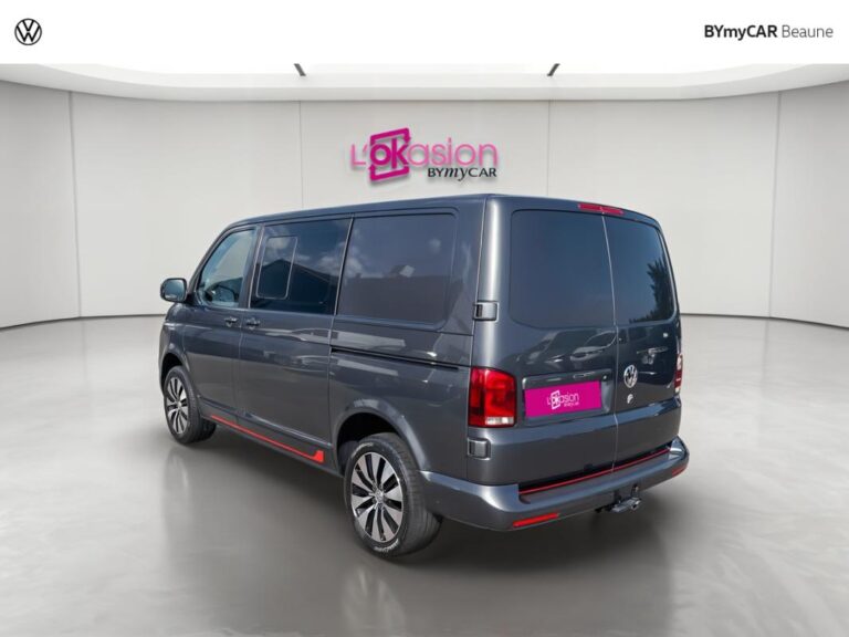 Volkswagen Transporter 6.1 VAN PRO CAB 2.0 TDI 198 DSG7 BUSINESS - Image 03 (July 8, 2026)