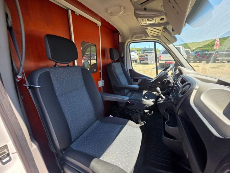 Opel Movano FOURGON AMENAGÉ CAMPING CAR 2.3 L - Image 13 (July 8, 2026)
