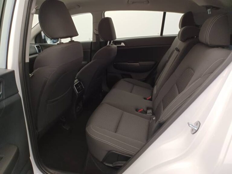Kia Sportage 1.7 CRDi 115 ISG 4×2 Active - Image 17 (July 8, 2026)