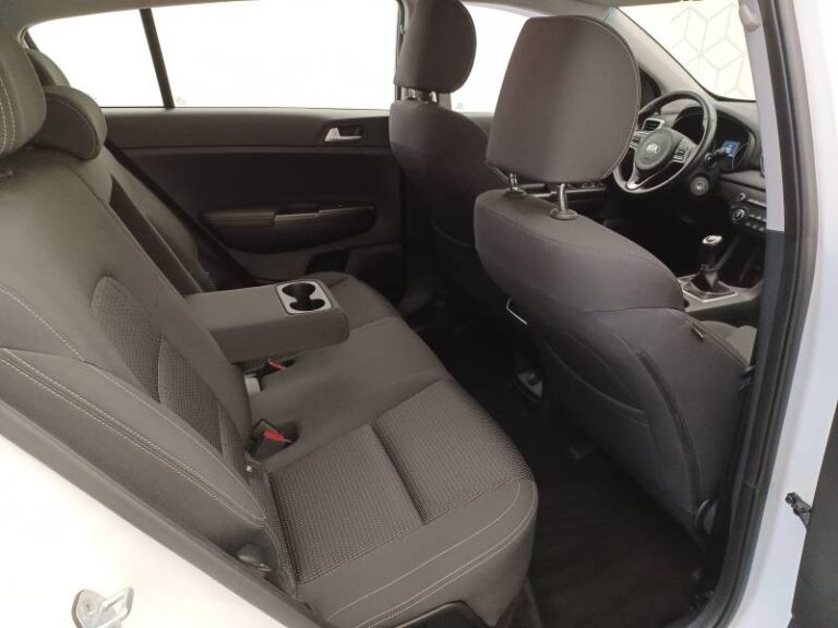 Kia Sportage 1.7 CRDi 115 ISG 4×2 Active - Image 19 (July 8, 2026)
