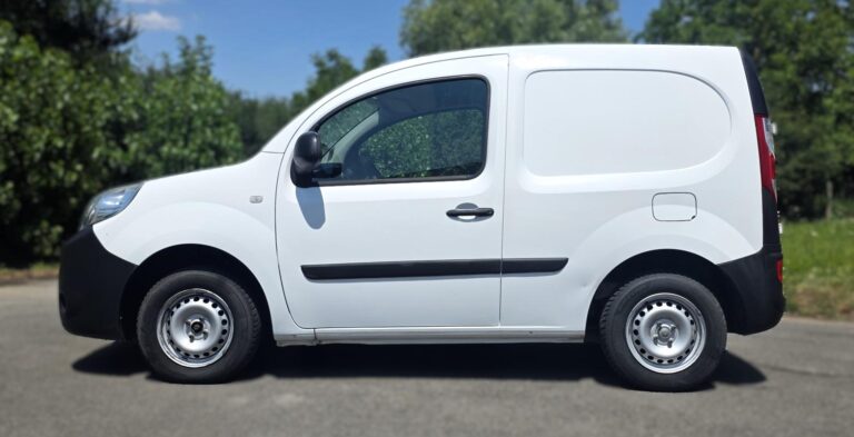Renault Kangoo 1° Main 1.5 DCI Grand Confort compact Distribution neuve - Image 02 (July 8, 2026)