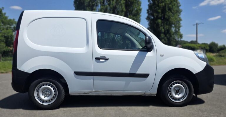 Renault Kangoo 1° Main 1.5 DCI Grand Confort compact Distribution neuve - Image 06 (July 8, 2026)