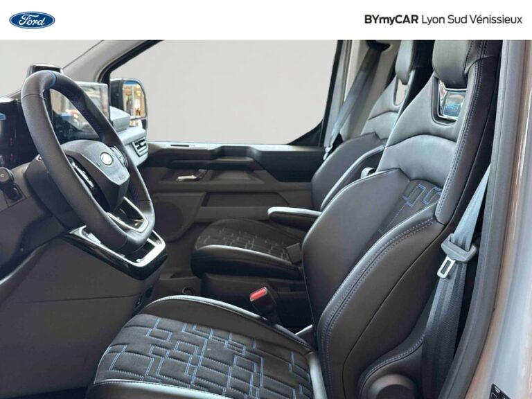 Ford Transit Custom CABINE APPROFONDIE CA 320 2.5 DURATEC 232 CH PHEV CVT MS-RT - Image 11 (July 8, 2026)