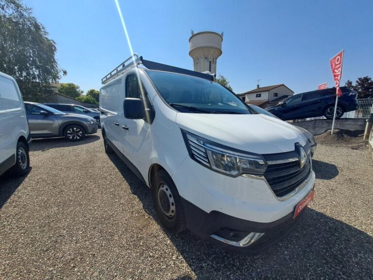 Renault Trafic GRAND CONFORT 2.0 BLUEDCI 130 - Image 01 (July 8, 2026)