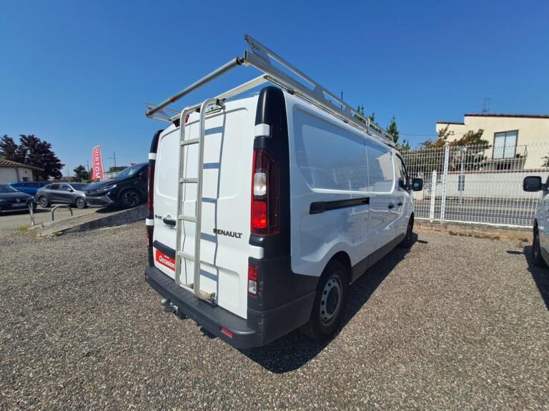 Renault Trafic GRAND CONFORT 2.0 BLUEDCI 130 - Image 05 (July 8, 2026)