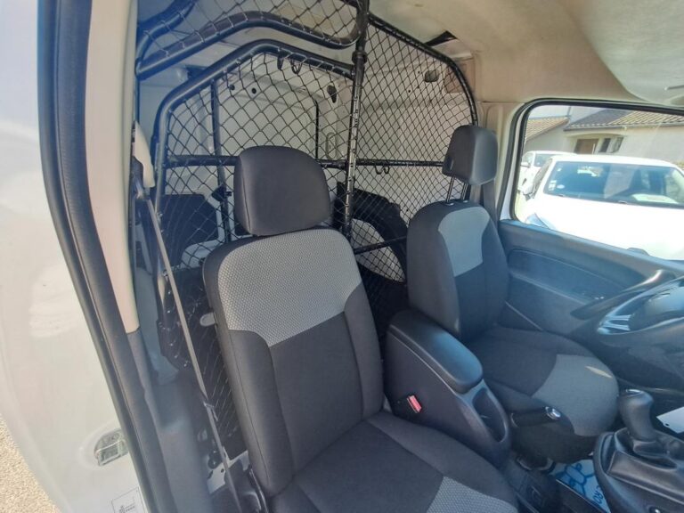 Renault Kangoo COMPACT DCI 75 - Image 05 (July 8, 2026)