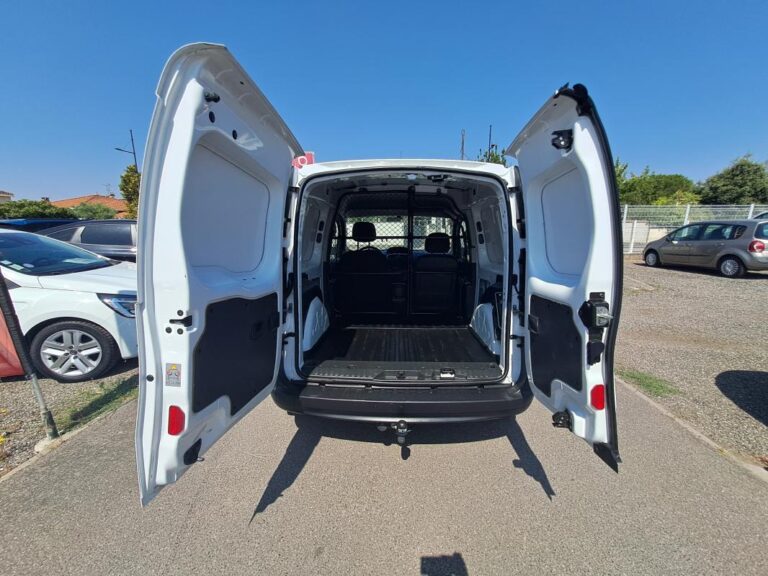 Renault Kangoo COMPACT DCI 75 - Image 08 (July 8, 2026)