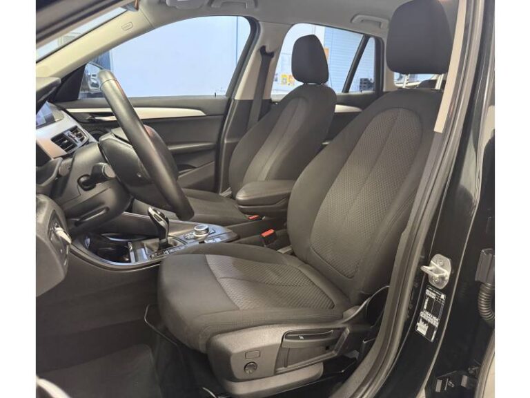 BMW X1 sDrive 18d 150 ch BVA8 Business Design - Image 04 (July 8, 2026)