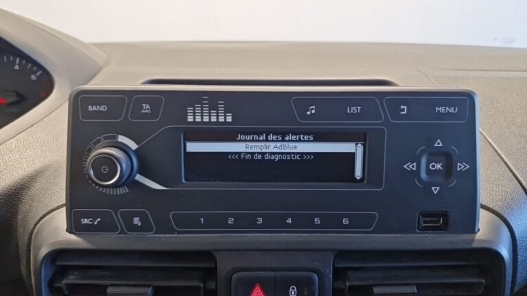 Peugeot Partner STANDARD 650 KG BLUEHDI 75 BVM5 PREMIUM - Image 15 (July 8, 2026)
