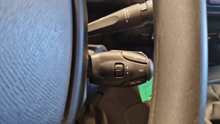 Peugeot Partner STANDARD 650 KG BLUEHDI 75 BVM5 PREMIUM - Image 19 (July 8, 2026)