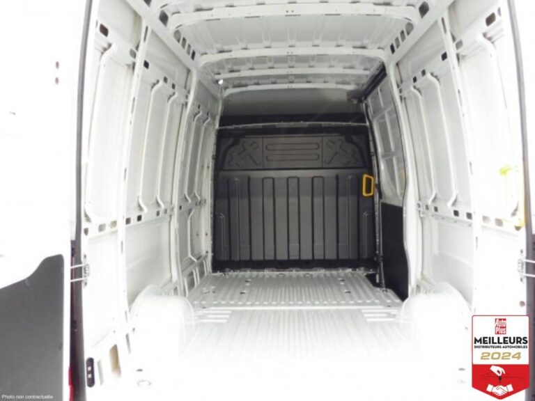 Iveco Daily 35S16 2.3 V12 HI-MATIC 156CV - Image 05 (July 9, 2026)
