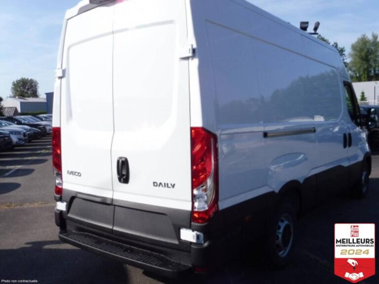 Iveco Daily 35S16 2.3 V12 156CV - Image 02 (July 9, 2026)