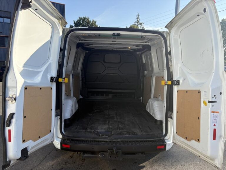 Ford Transit Custom Fourgon II 280 2.0 EcoBlue 136 LIMITED - Image 17 (July 9, 2026)