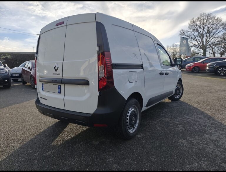 Renault Express Van Confort 1.5 BlueDci 95 - Image 02 (July 9, 2026)