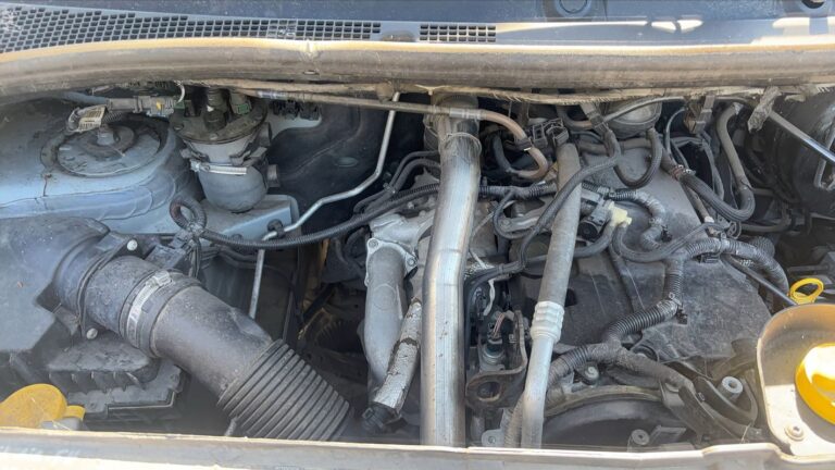 Renault Master VU Chassis cabine III 2.3 Blue dCi 163 Benne - Image 15 (July 9, 2026)
