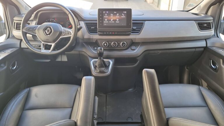 Renault Trafic Combi III 2.0 BluedCi 170 EDC6 Spaceclass – Automatique - Image 11 (July 9, 2026)