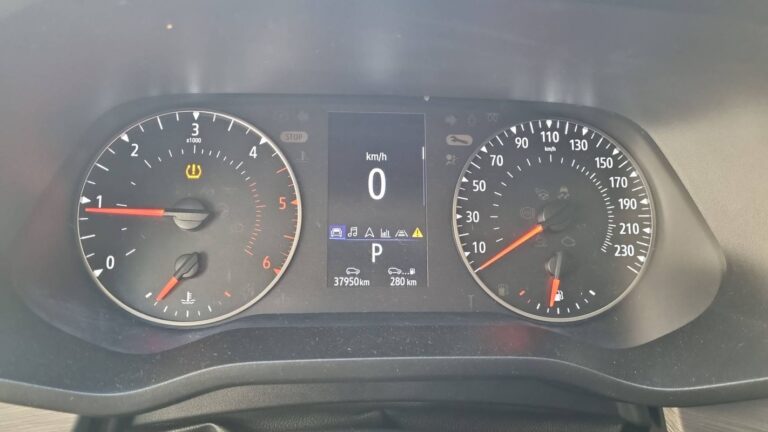 Renault Trafic Combi III 2.0 BluedCi 170 EDC6 Spaceclass – Automatique - Image 12 (July 9, 2026)