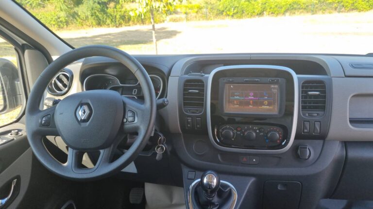 Renault Trafic 1.6 dCi 125 Grand Confort - Image 11 (July 9, 2026)