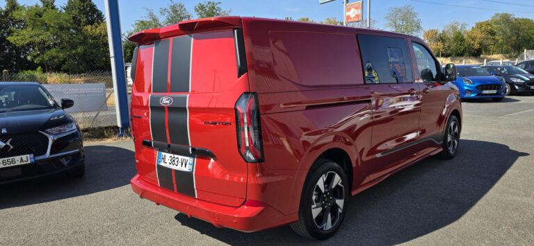 Ford Transit Custom 320 PHEV 232 SPORT cabine approfondie attelage camera 360 - Image 03 (July 9, 2026)