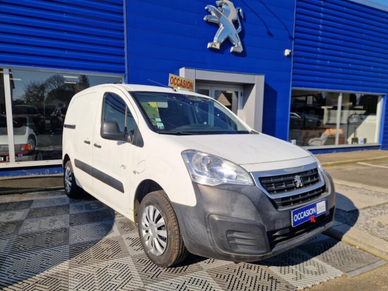 Peugeot Partner ELEC 49KW 200N/M GALICIA PRO STANDARD BVA 67 - Image 01 (July 9, 2026)