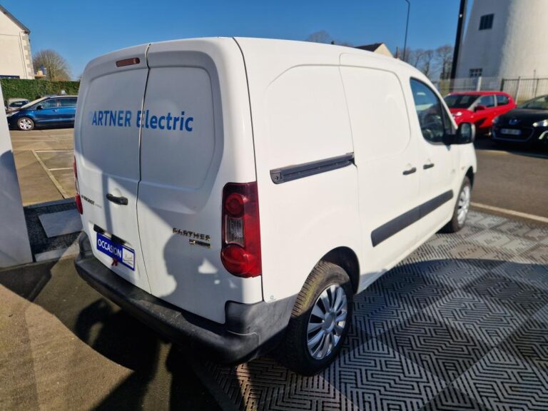 Peugeot Partner ELEC 49KW 200N/M GALICIA PRO STANDARD BVA 67 - Image 04 (July 9, 2026)