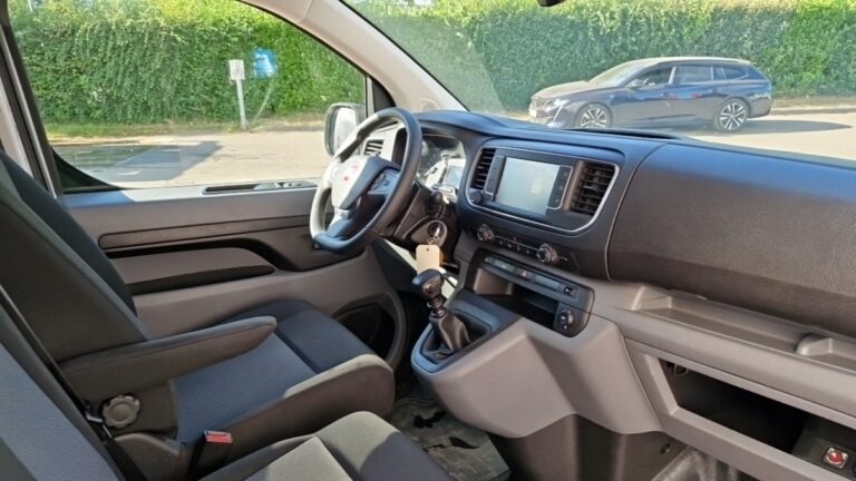 Fiat Scudo Compact 1.5 BHDi 120ch Business - Image 07 (July 9, 2026)