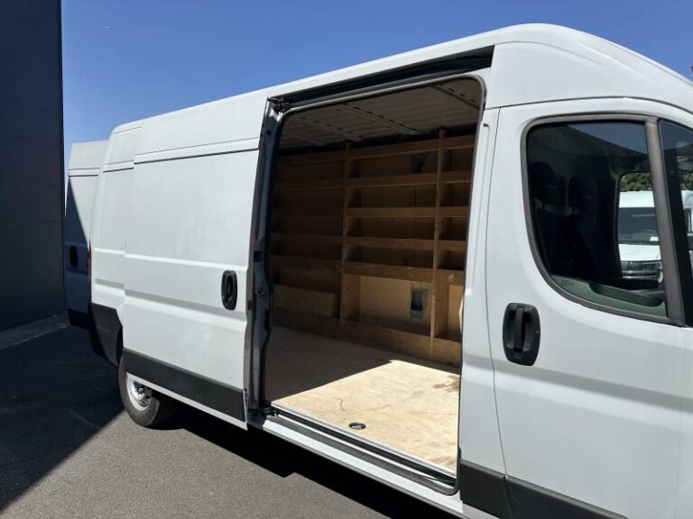 Fiat Ducato (30) FOURGON TOLE MAXI 3.5 L H2 H3-POWER 140 CH PRO LOUNGE - Image 16 (July 9, 2026)