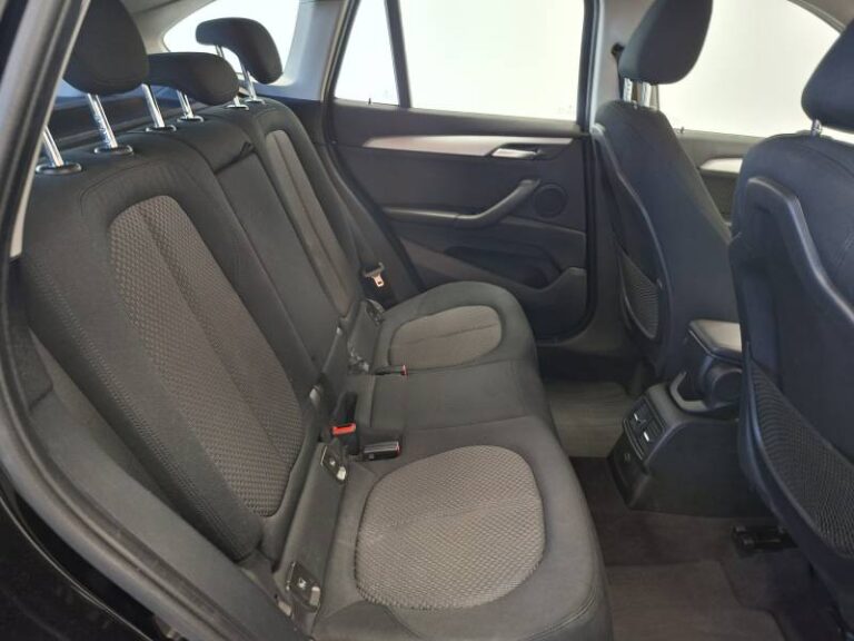 BMW X1 sDrive 16d 116 ch Lounge - Image 16 (July 9, 2026)
