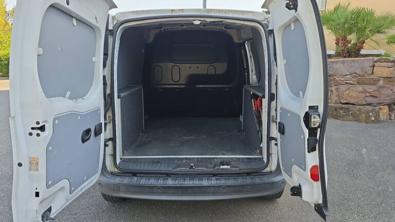 Renault Kangoo 1.5 Blue dCi 115 Extra R-Link - Image 14 (July 9, 2026)