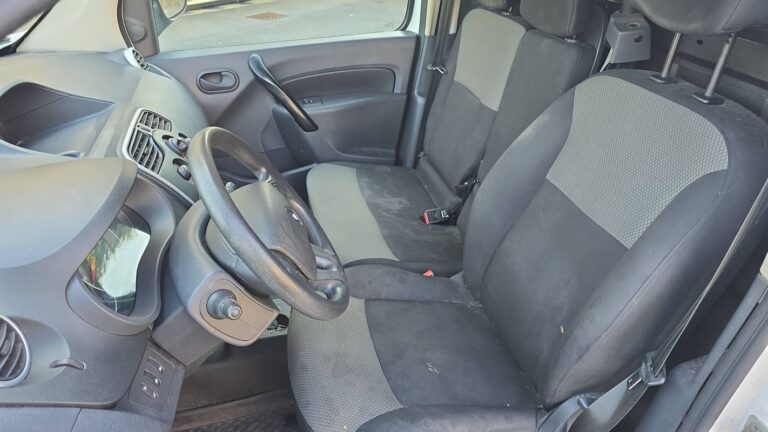 Renault Kangoo 1.5 Blue dCi 115 Extra R-Link - Image 09 (July 9, 2026)
