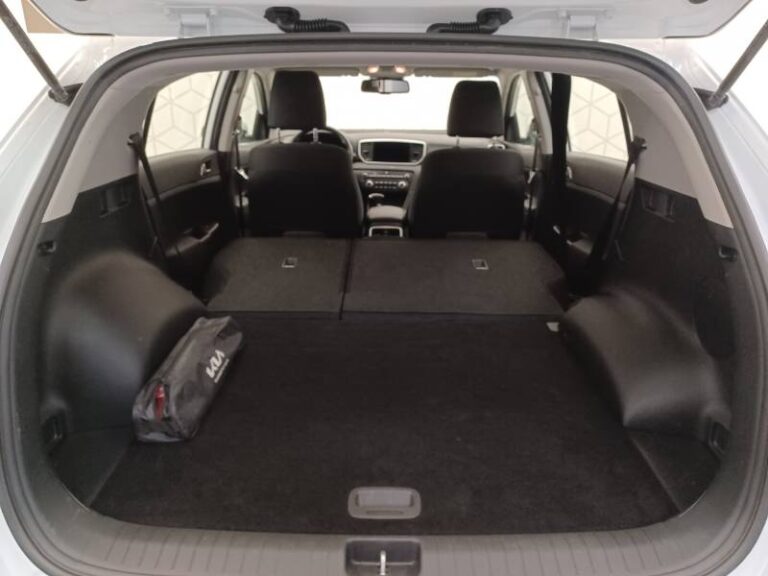 Kia Sportage 1.6 CRDi 136ch MHEV DCT7 4×2 Active Business - Image 17 (July 9, 2026)