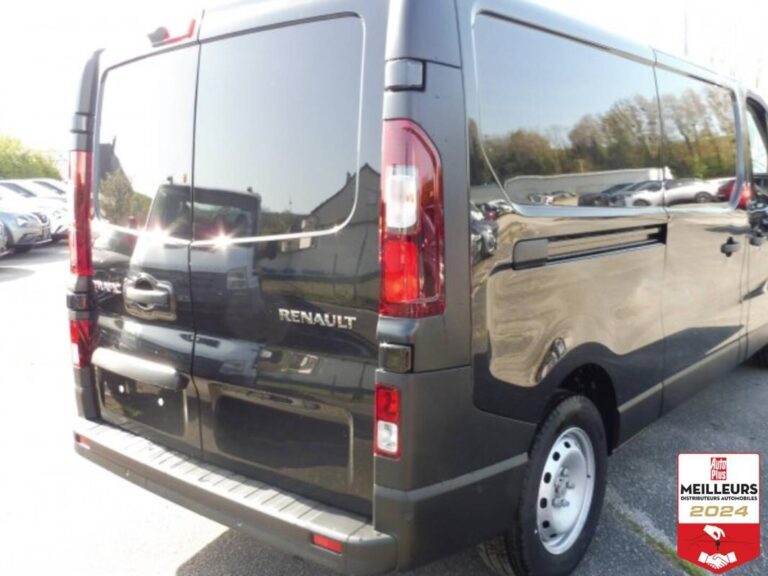 Renault Trafic 3T 2.0 BLUE DCI 150CH ADVANCE EDC -24 - Image 02 (July 9, 2026)
