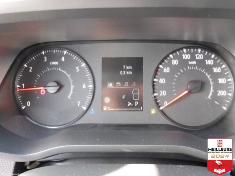 Renault Trafic 3T 2.0 BLUE DCI 150CH ADVANCE EDC -24 - Image 09 (July 9, 2026)