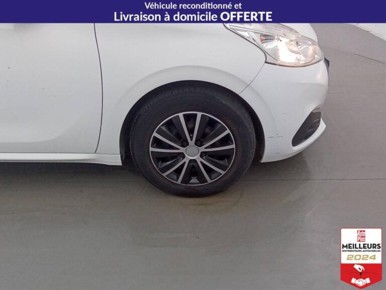 Peugeot 208 AFFAIRE Essence 82 PREMIUM PACK 2PL - Image 11 (July 9, 2026)