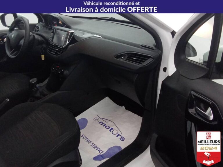 Peugeot 208 AFFAIRE Essence 82 PREMIUM PACK 2PL - Image 15 (July 9, 2026)