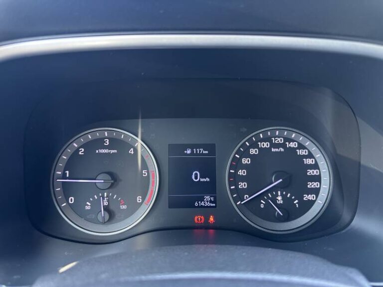 Hyundai Tucson 1.6 CRDi 115 Business - Image 20 (July 9, 2026)