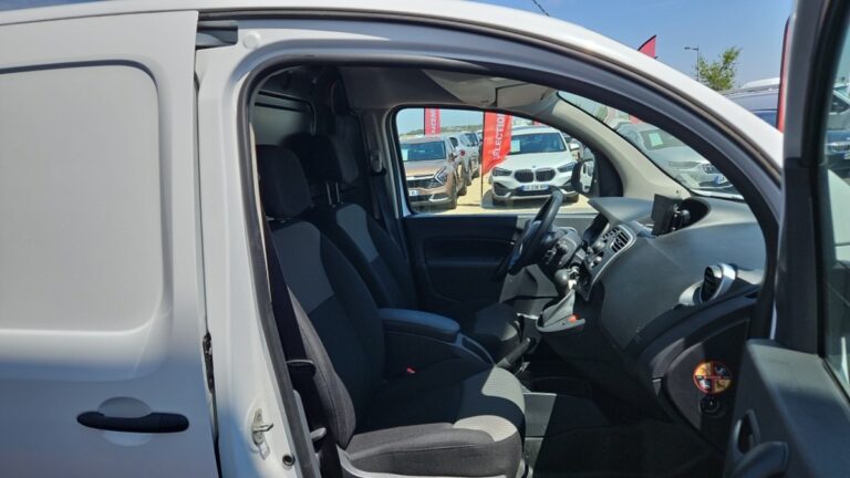 Renault Kangoo Express Z.E. ACHAT INTEGRAL EXTRA R-LINK - Image 12 (July 9, 2026)