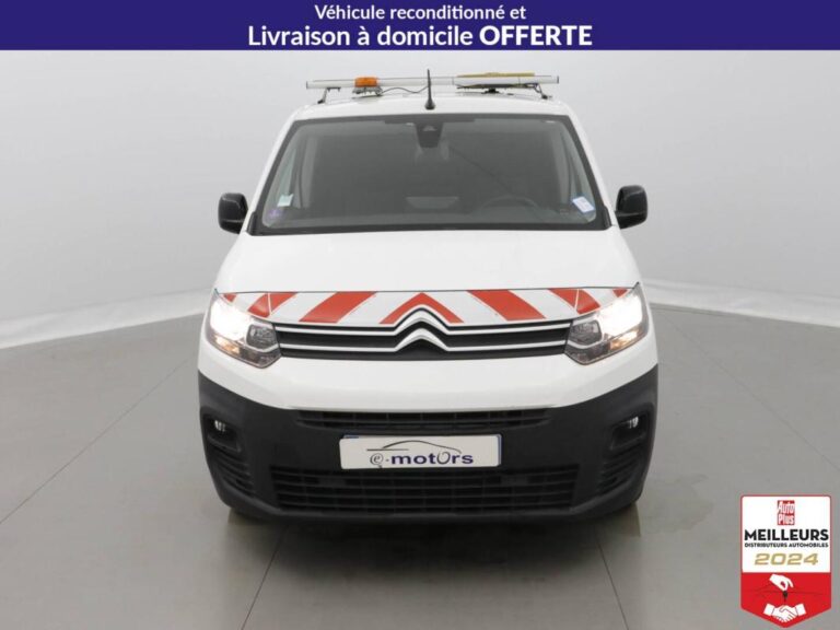 Citroën Berlingo VAN M 1000 ESSENCE 130 EAT8 CLUB - Image 02 (July 10, 2026)