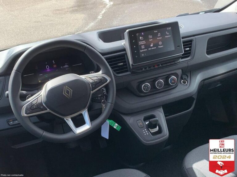 Renault Trafic CABINE APPROFONDIE 3T BLUE DCI 150 AUT - Image 13 (July 10, 2026)