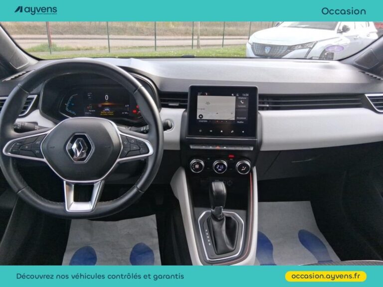 Renault Clio 1.6 E-Tech 145ch full hybrid Techno - Image 14 (July 10, 2026)