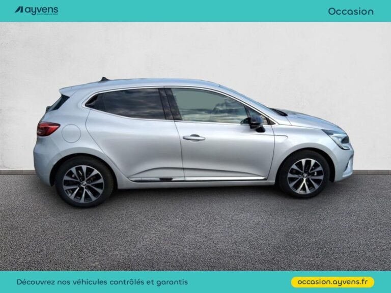 Renault Clio 1.6 E-Tech 145ch full hybrid Techno - Image 16 (July 10, 2026)
