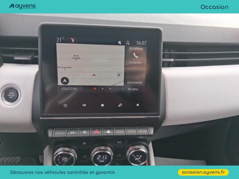 Renault Clio 1.6 E-Tech 145ch full hybrid Techno - Image 04 (July 10, 2026)