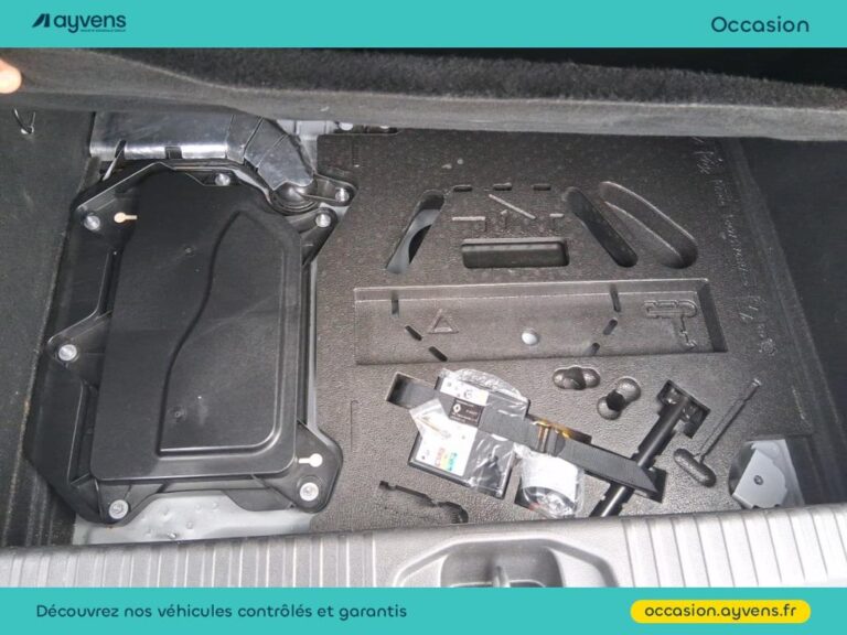 Renault Clio 1.6 E-Tech 145ch full hybrid Techno - Image 06 (July 10, 2026)